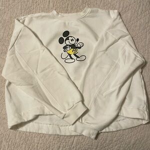 NEW Women’s Mickey Mouse Crewneck (L)